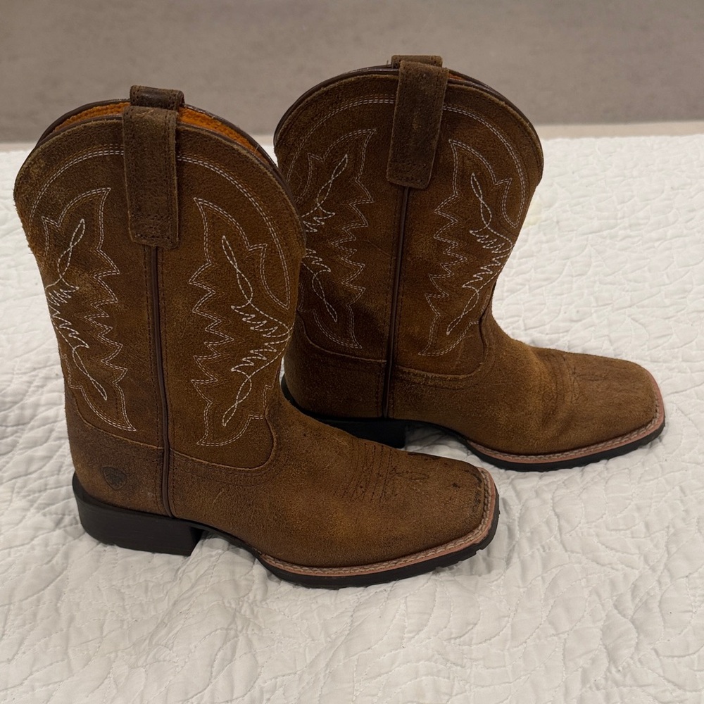 Ariat Brown Suede Western Cowboy Boots